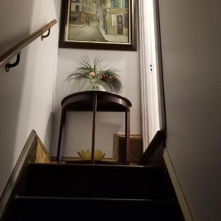 Tina'S Place Отава Екстериор снимка